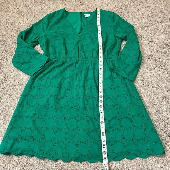 J. Crew Green Cotton V-Neck Circle-Eyelet Lace Dress. Size 12. - Picture 13 of 14